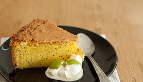 Кекс с медом и маком