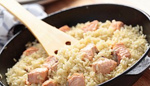 Ризотто с лососем