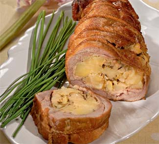 Телятина, фаршированная картофелем и луком