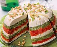 Торт из вяленых томатов и песто