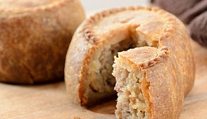 Рождественский пирог со свининой