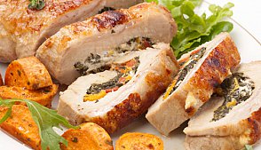 Новогодний рулет из индейки