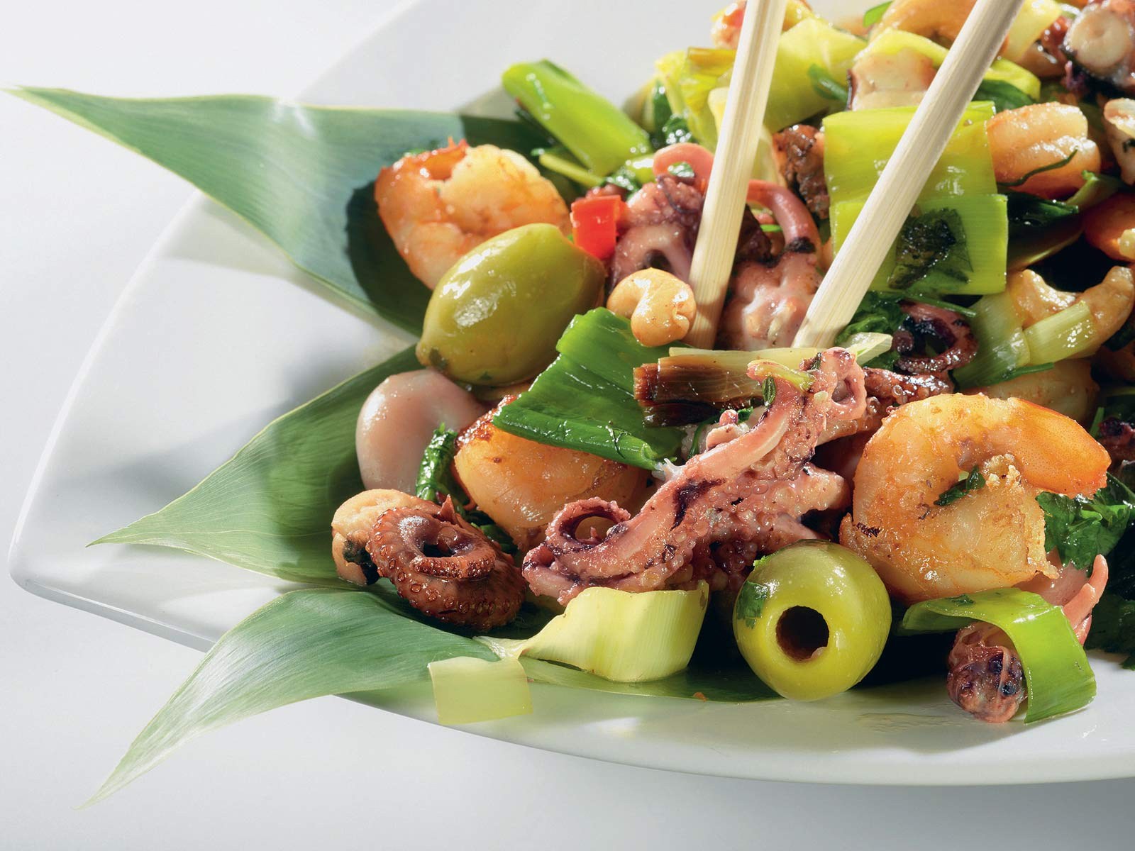 Салат с каракатицей