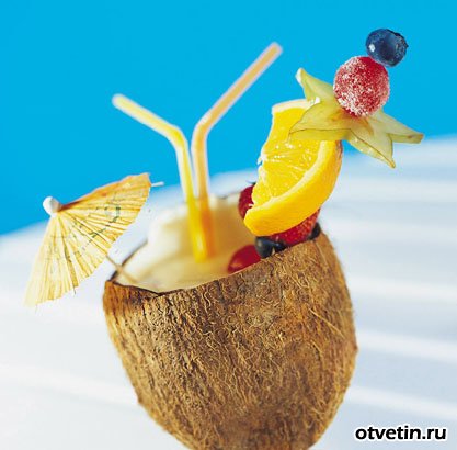 Коктейль тропический
