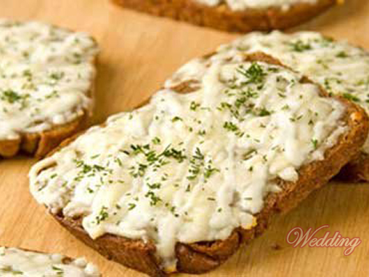 Бутерброды с брынзой и картофелем