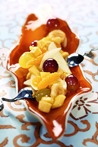 Салат фруктовый с вином