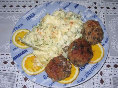 Картофель, тушенный в сметане