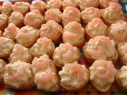 Канапе с креветками