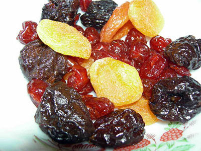 Компот из вишни с курагой