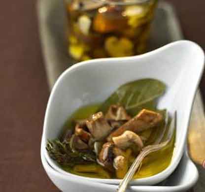 Белые грибы в масле