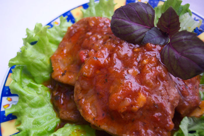 Варка языка говяжьего в желе из мадеры