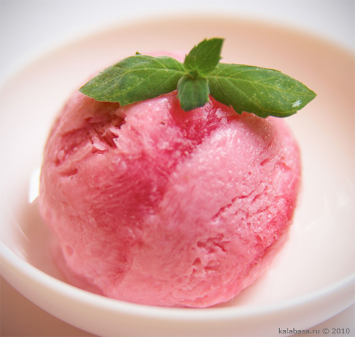 Малиновое мороженое