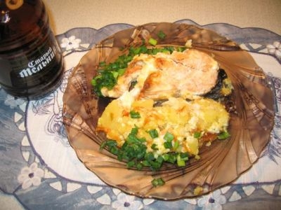 Кета, запеченная в тесте