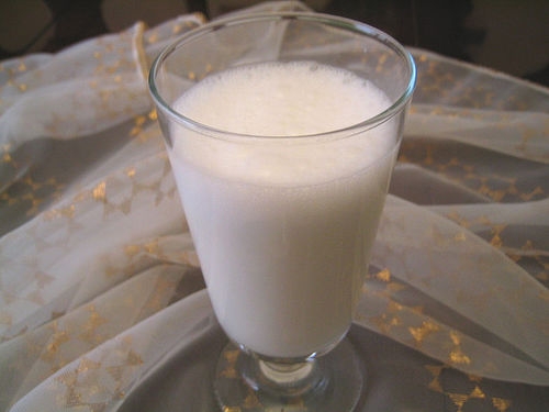 Молочный напиток Чолоб