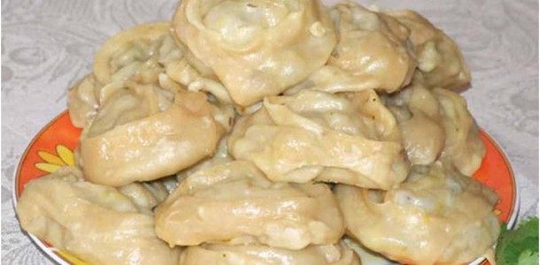 Манты с творогом