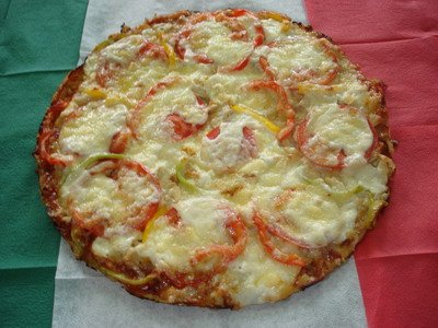 Пицца с курицей и майонезом