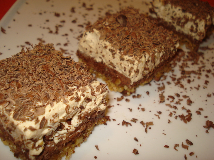 Пирожное кофейно-ореховое