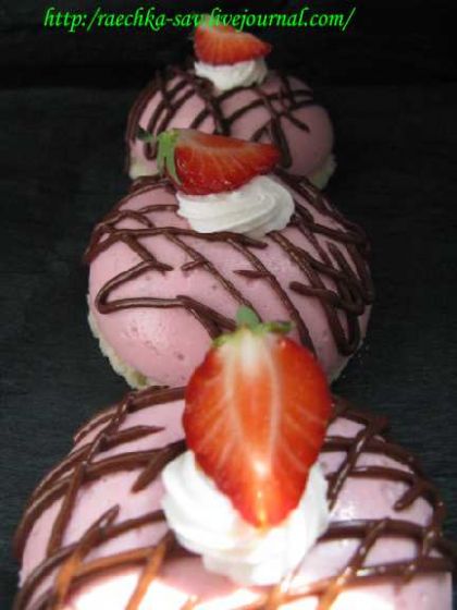 Пирожные Клубничные шарики