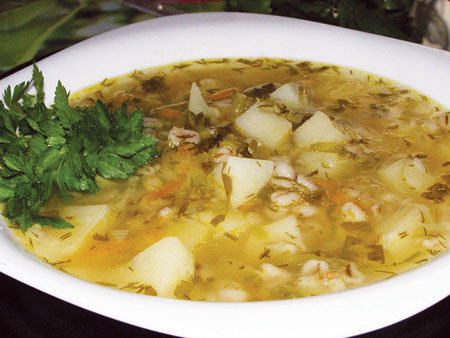 Рассольник с мякотью птицы