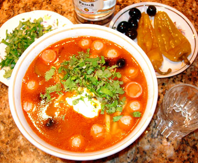 Солянка сборная мясная с телятиной, ветчиной и сосисками