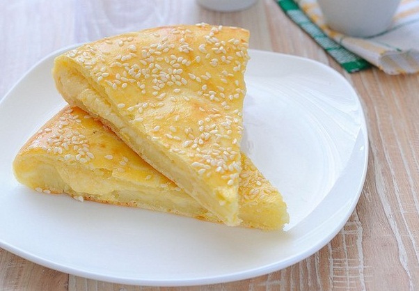 Сыр моцарелла с картофельной корочкой