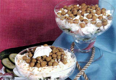 Салат-коктейль Деликатесный