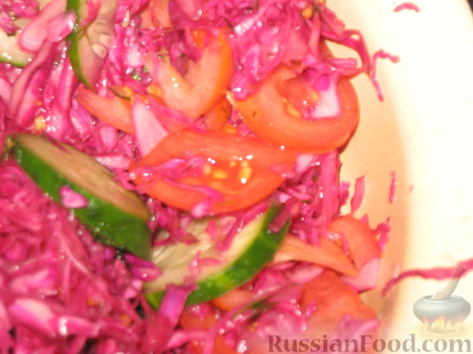 Салат-коктейль с краснокочанной капустой