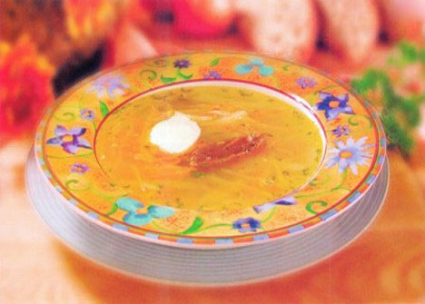 Щи кислые с гренками из гречневой каши