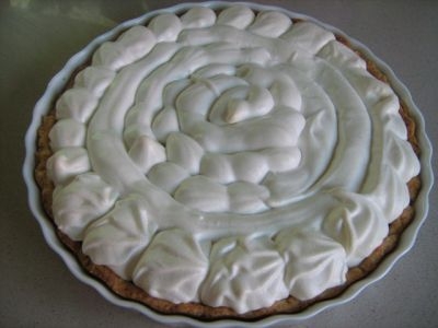 Лимонный пирог с меренгой