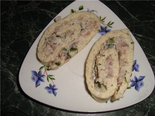 Рулетики с сельдью