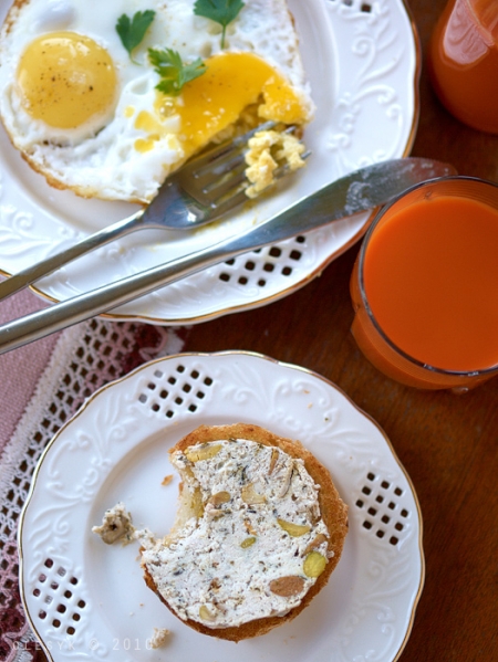 Паштет из курицы с орехами